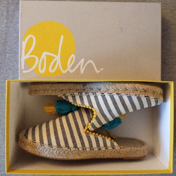Boden Slip On Espadrille Tassel Mules Flats Women's Size 38 EU - Picture 3 of 16